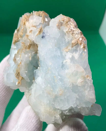 Beautiful Natural Aquamarine Specimen with Mica Crystal from Skardu