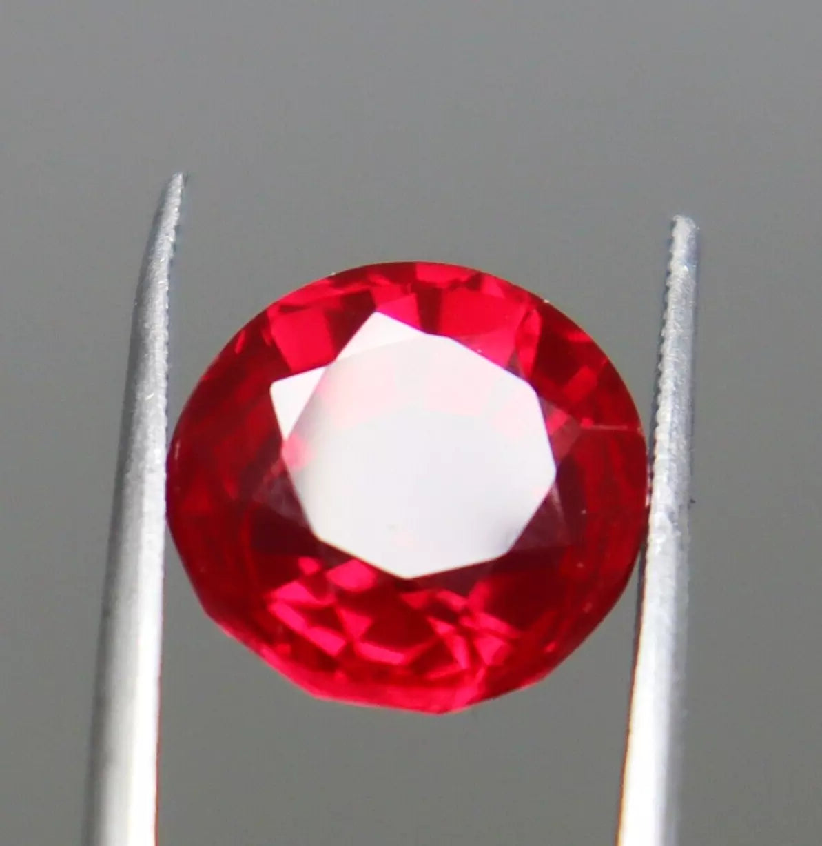 Round cut AAA Quality Burmese Pigeon Red Ruby Natural Loose Gemstone